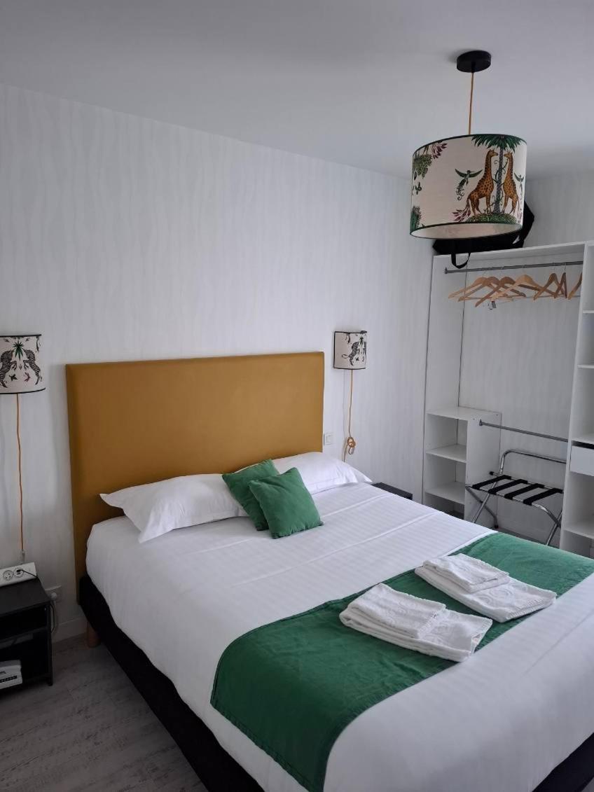 Le Crist'Al, Hotel Familial, Climatise, En Front De Mer Saint-Georges-de-Didonne Δωμάτιο φωτογραφία
